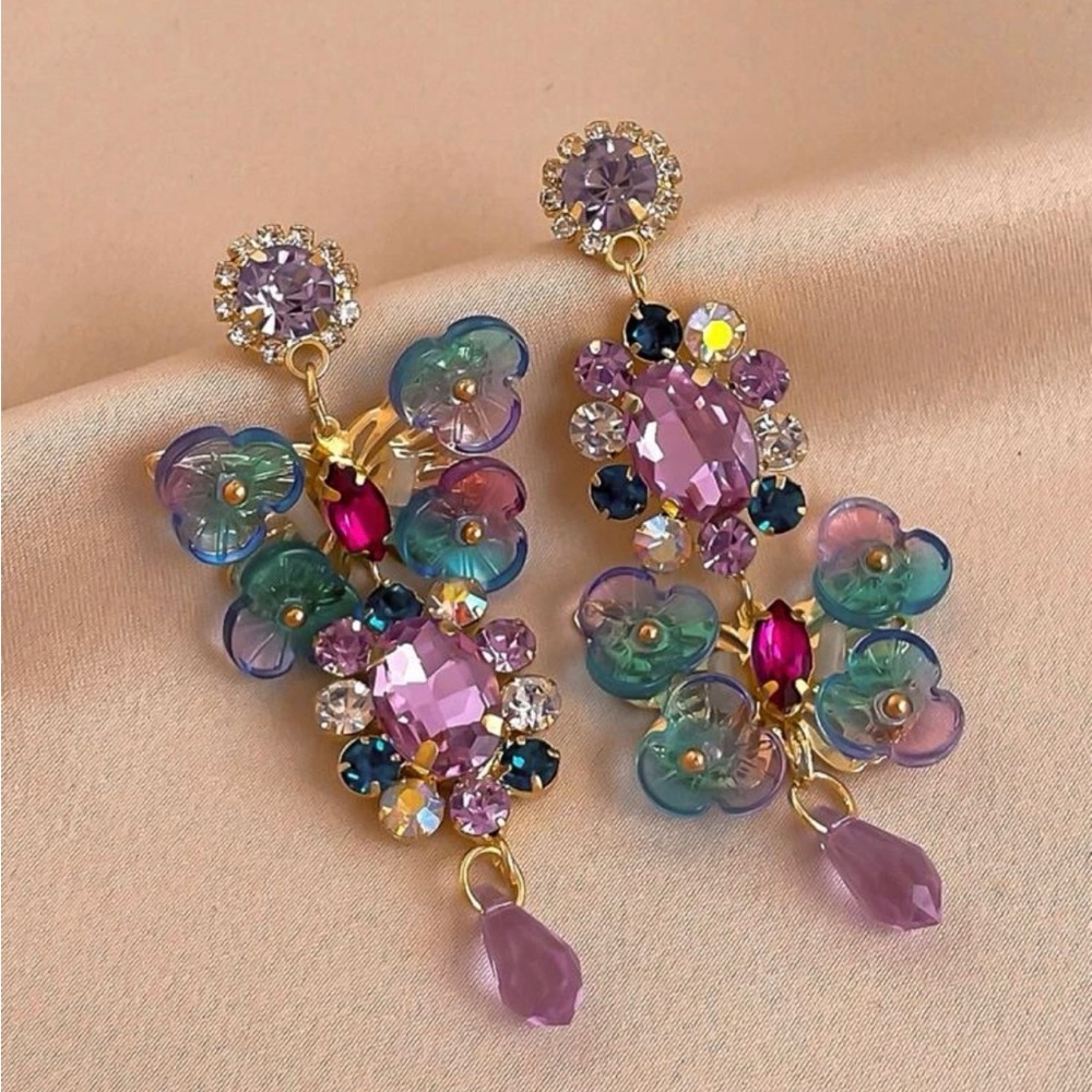 Rhinestone Butterfly Drop Mismatched Earrings